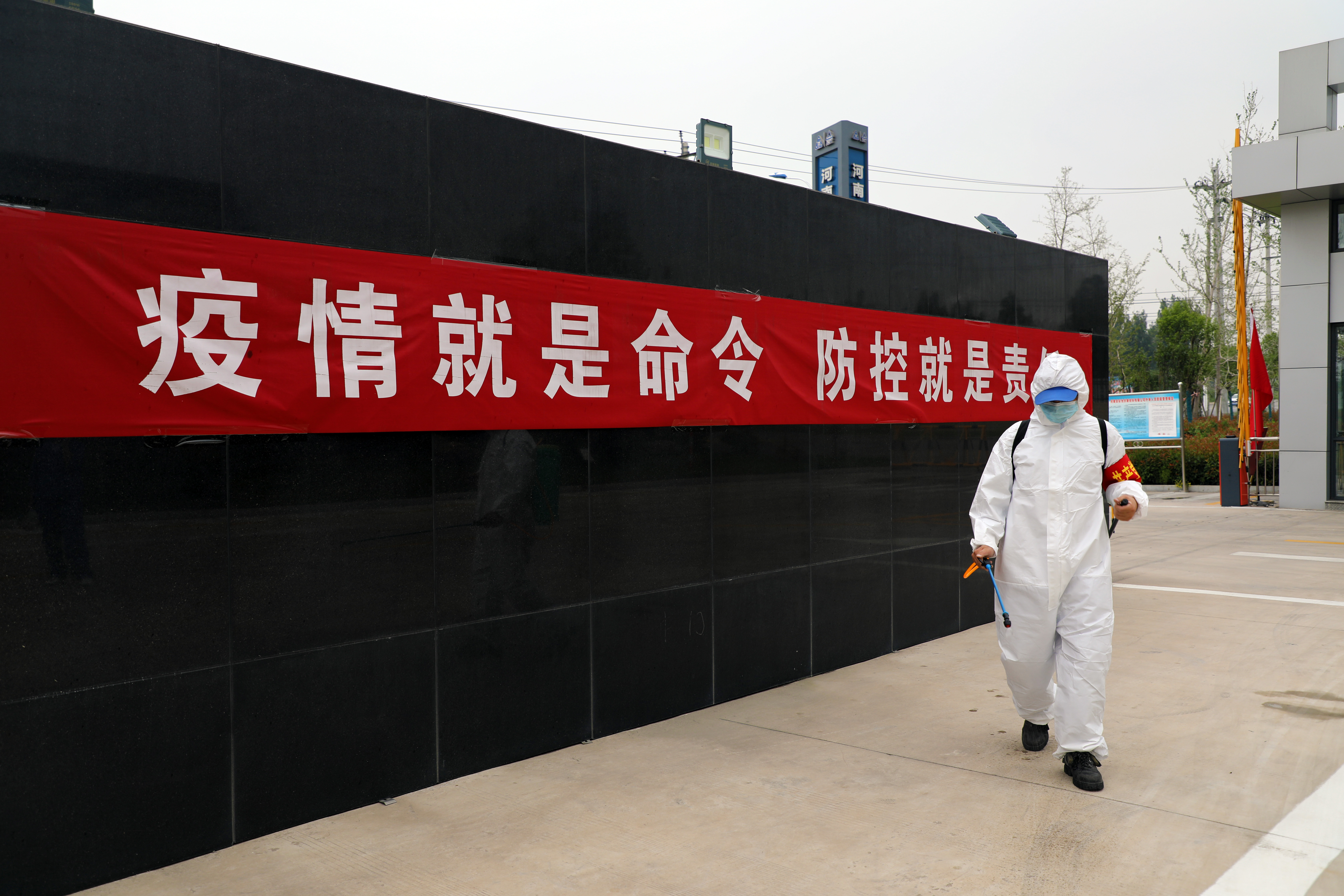 安彩高科：抗疫路上，從來都是“雙向奔赴”！