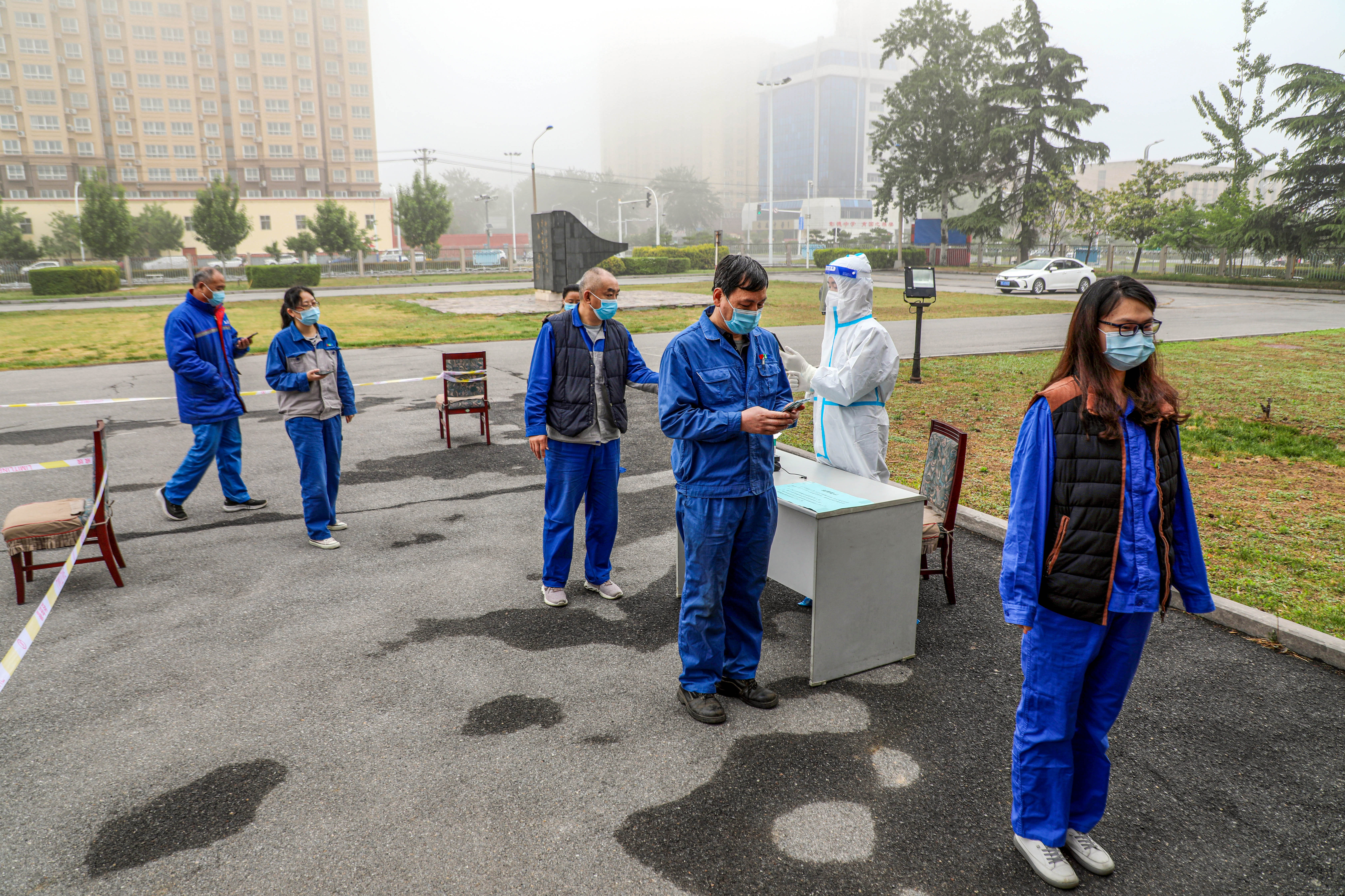 安彩高科：抗疫路上，從來都是“雙向奔赴”！