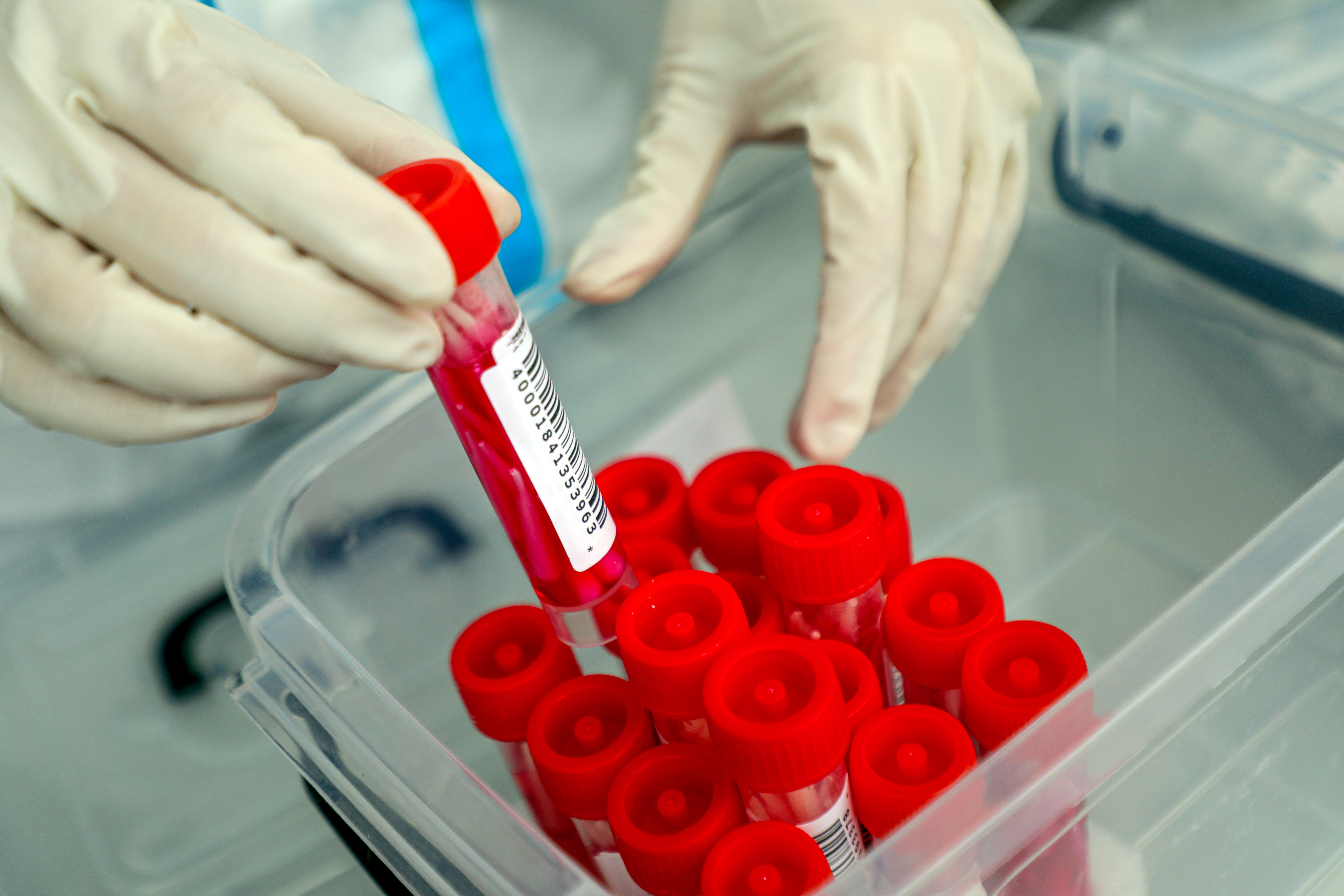 安彩高科：抗疫路上，從來都是“雙向奔赴”！