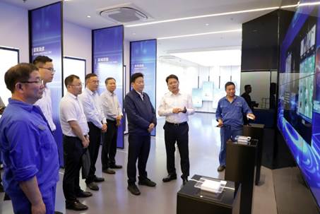 打造向上向前第一象限生力軍 錘煉甘于做人做事作難、受苦受累受屈的企業家隊伍——河南投資集團黨委書記、董事長劉新勇蒞臨安彩高科開展主題教育調研